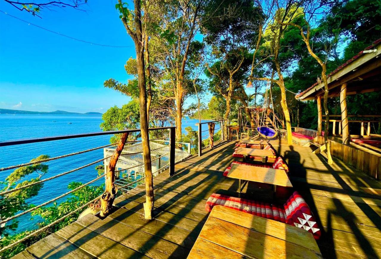 The Cliff Hostel, M'Pay Bay Ронгсанлем Экстерьер фото