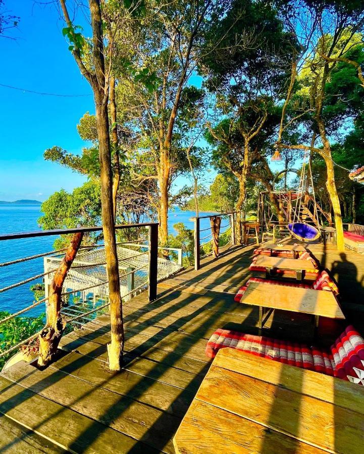 The Cliff Hostel, M'Pay Bay Ронгсанлем Экстерьер фото
