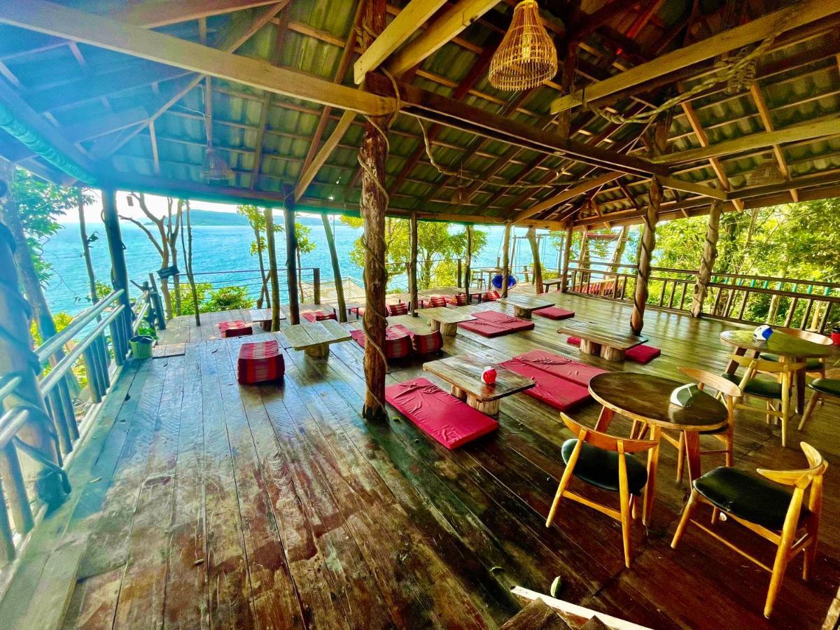 The Cliff Hostel, M'Pay Bay Ронгсанлем Экстерьер фото