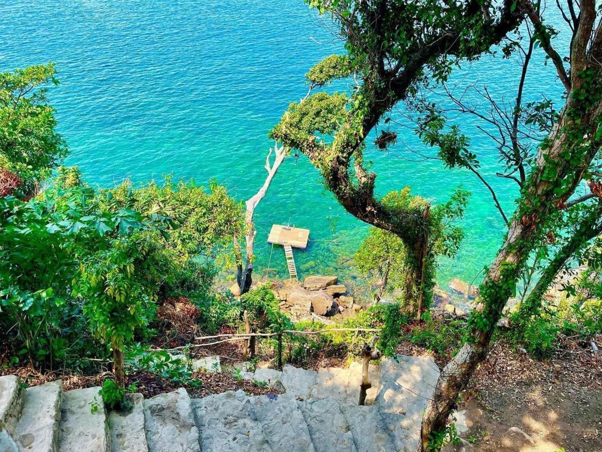 The Cliff Hostel, M'Pay Bay Ронгсанлем Экстерьер фото